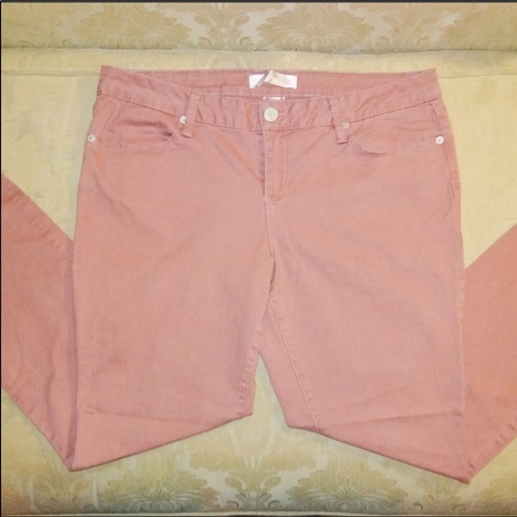 No Boundaries Pink Jeans - Picture 2 of 4